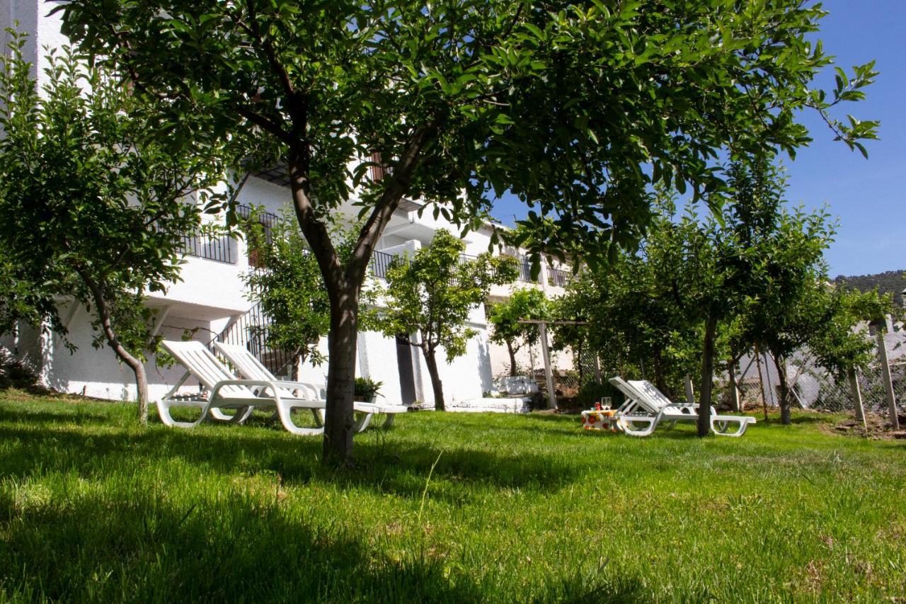 Puerta Bubion Apartamentos Екстер'єр фото