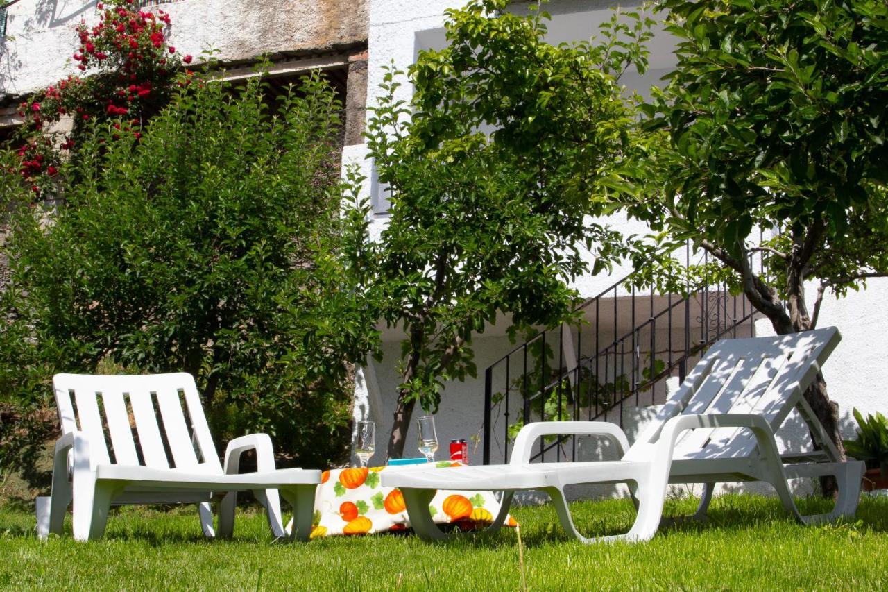 Puerta Bubion Apartamentos Екстер'єр фото
