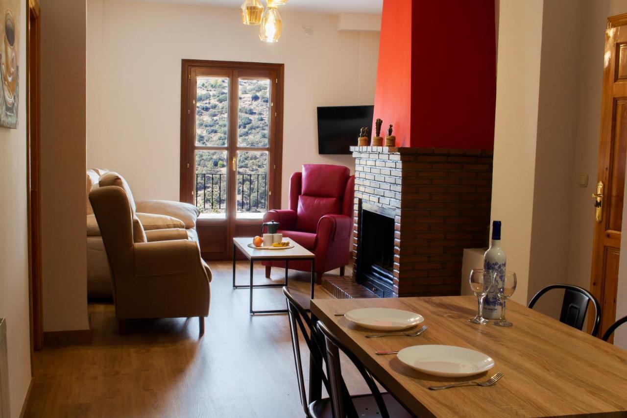 Puerta Bubion Apartamentos Екстер'єр фото
